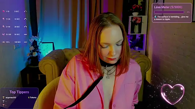 Snapshot of Elizabeth_Walson chatting on November 22, 9:36 pm Elizabeth Walson online show from November 22, 9:36 pm