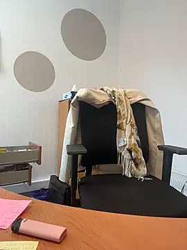 Deessenympho online show from March 9, 10:19 am