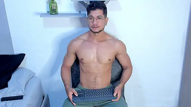 Nolan joness online show from June 16, 2:25 am