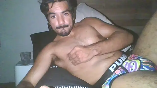 piggylatino online show from November 20, 10:04 am