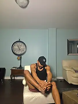 piggylatino online show from May 2, 8:47 pm