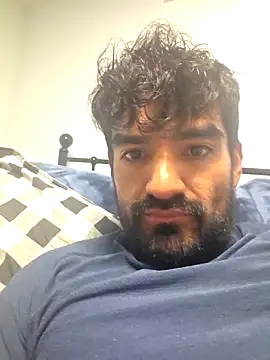 piggylatino online show from May 10, 1:11 am