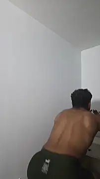 piggylatino online show from June 9, 4:24 am