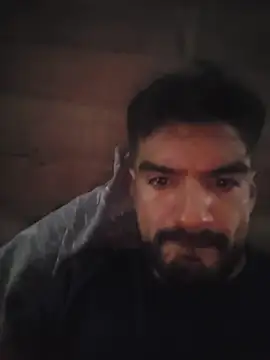 piggylatino online show from July 7, 3:20 am