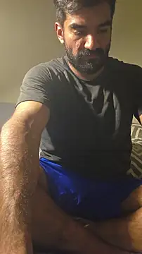 piggylatino online show from July 27, 1:34 am