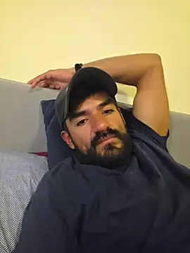 piggylatino online show from July 30, 2:43 am