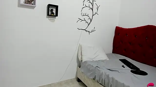 TerryGrace online show from February 2, 9:02 pm