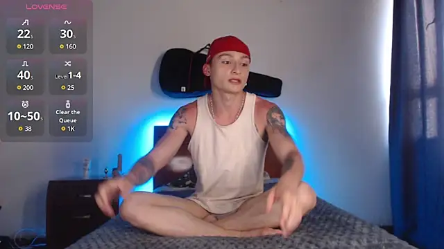 Snapshot of ArthurPhoenixx chatting on January 17, 10:24 pm ArthurPhoenixx online show from January 17, 10:24 pm