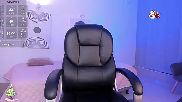 Hannaa Dolly online show from January 7, 4:04 am