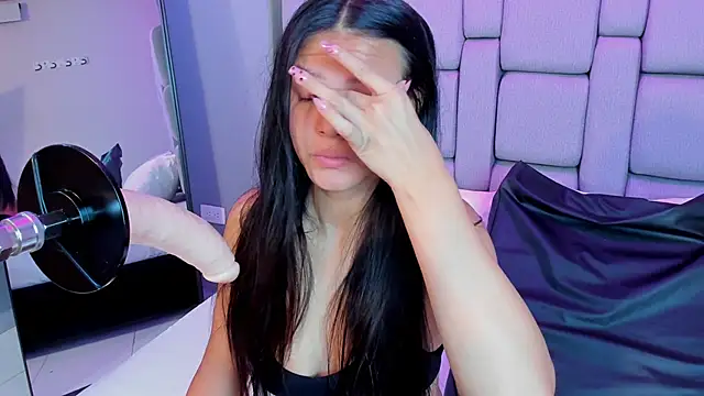 Snapshot of Sara_rhoades chatting on November 27, 11:45 am Sara rhoades online show from November 27, 11:45 am