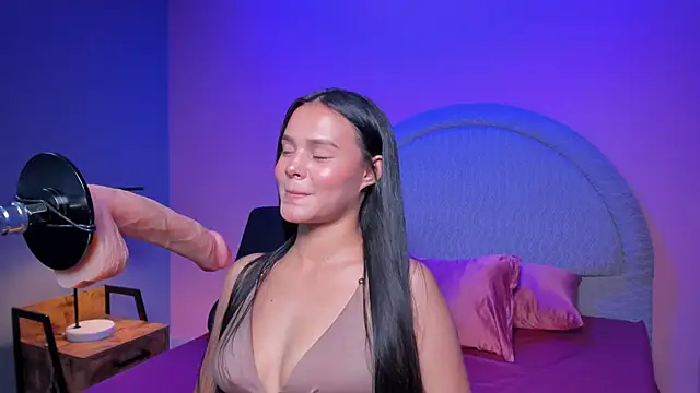 Snapshot of Sara_rhoades chatting on March 13, 7:20 pm Sara rhoades online show from March 13, 7:20 pm