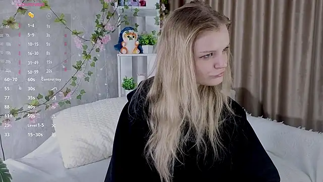 Snapshot of MicheleHonas chatting on March 13, 7:09 pm MicheleHonas online show from March 13, 7:09 pm