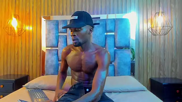 Snapshot of Ethan__OPry chatting on December 13, 8:47 pm Ethan OPry online show from December 13, 8:47 pm