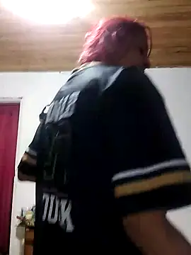 Snapshot of la_beba20 chatting on December 17, 11:00 pm la beba20 online show from December 17, 11:00 pm