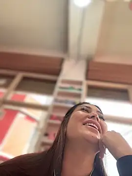 XIIMENA7 online show from December 16, 7:08 pm