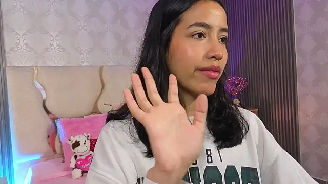 Snapshot of Joselyn_tay chatting on May 1, 12:21 pm Joselyn tay online show from May 1, 12:21 pm