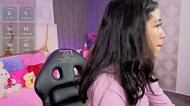 Snapshot of Joselyn_tay chatting on May 29, 12:58 pm Joselyn tay online show from May 29, 12:58 pm