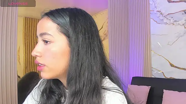 Snapshot of Joselyn_tay chatting on June 10, 12:04 pm Joselyn tay online show from June 10, 12:04 pm