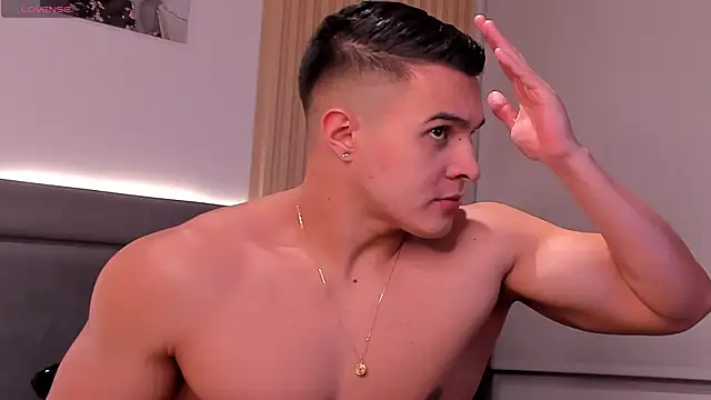 Mason bennet online show from June 11, 11:47 pm