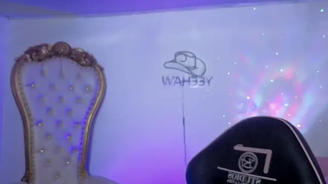 ISABELA TAY online show from July 29, 11:41 am