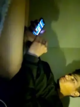 Snapshot of quetzal200128 chatting on December 1, 5:01 am quetzal200128 online show from December 1, 5:01 am