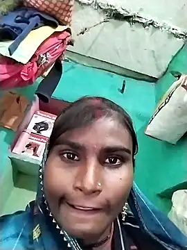 Snapshot of Big_Lovexx chatting on December 5, 7:39 am Big Lovexx online show from December 5, 7:39 am