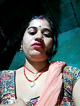 Snapshot of Hot_kamla chatting on February 12, 11:00 pm Hot kamla online show from February 12, 11:00 pm