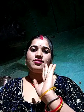 Snapshot of Hot_kamla chatting on April 13, 6:19 am Hot kamla online show from April 13, 6:19 am