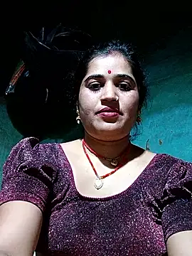 Snapshot of Hot_kamla chatting on April 24, 10:18 am Hot kamla online show from April 24, 10:18 am