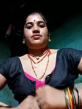 Snapshot of Hot_kamla chatting on May 16, 12:40 am Hot kamla online show from May 16, 12:40 am
