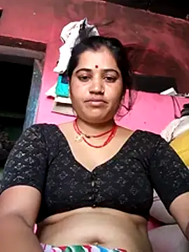 Snapshot of Hot_kamla chatting on June 20, 9:01 am Hot kamla online show from June 20, 9:01 am
