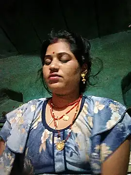 Snapshot of Hot_kamla chatting on July 23, 10:51 pm Hot kamla online show from July 23, 10:51 pm