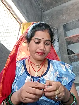 Snapshot of Hot_kamla chatting on August 3, 10:43 am Hot kamla online show from August 3, 10:43 am