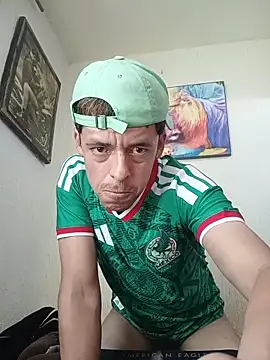 Snapshot of Junior_47 chatting on June 11, 5:33 pm Junior 47 online show from June 11, 5:33 pm