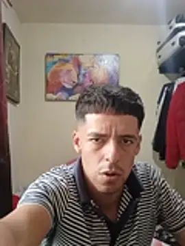 Snapshot of Junior_47 chatting on July 18, 12:26 am Junior 47 online show from July 18, 12:26 am