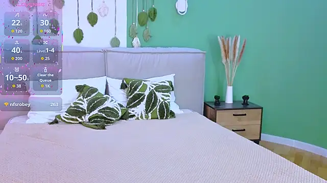 EmiliaStanley online show from February 3, 6:40 am