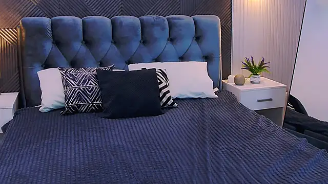 EmiliaStanley online show from February 5, 5:56 am