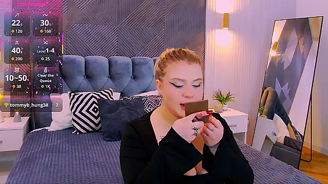 EmiliaStanley online show from February 10, 6:06 am