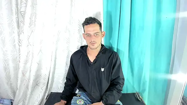 Snapshot of Sexybigjefffx chatting on November 30, 10:47 pm Sexybigjefffx online show from November 30, 10:47 pm