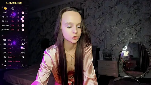 Snapshot of SandraPowers chatting on November 30, 12:53 pm SandraPowers online show from November 30, 12:53 pm