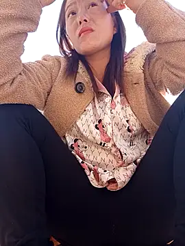 Snapshot of Lyly_sexyy chatting on November 30, 1:20 am Lyly sexyy online show from November 30, 1:20 am