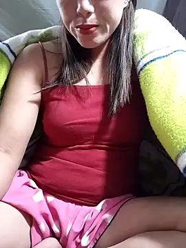 Snapshot of Lyly_sexyy chatting on December 16, 12:26 am Lyly sexyy online show from December 16, 12:26 am