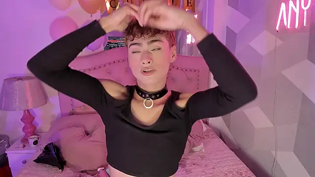 Snapshot of JacobRusso chatting on December 14, 9:52 pm JacobRusso online show from December 14, 9:52 pm