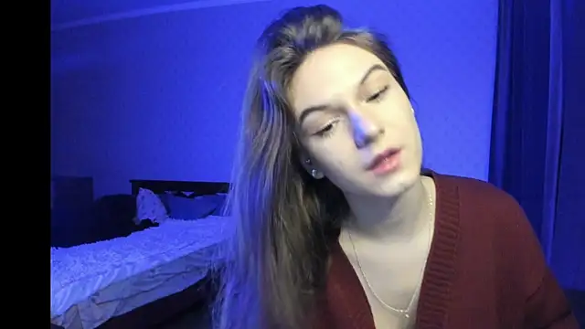 Snapshot of luna_lust_212 chatting on December 1, 4:17 am luna lust 212 online show from December 1, 4:17 am