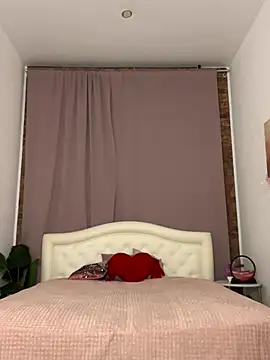 Snapshot of Shy_Vivi chatting on November 23, 1:22 pm Shy Vivi online show from November 23, 1:22 pm