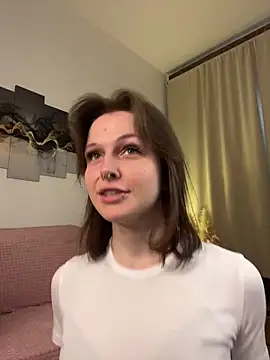 Shy Vivi online show from May 30, 1:19 pm