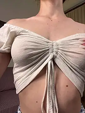 Shy Vivi online show from July 21, 1:24 pm
