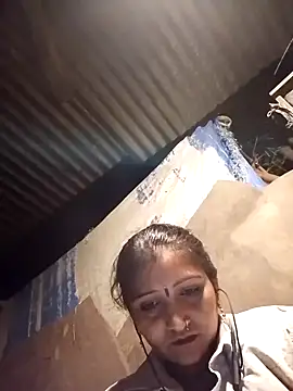 Snapshot of yanuw chatting on November 18, 3:05 pm yanuw online show from November 18, 3:05 pm