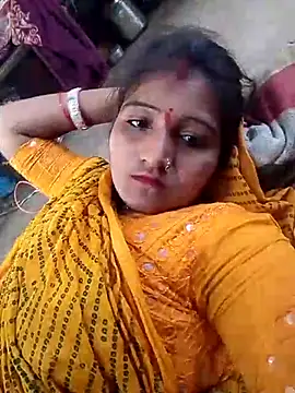 Snapshot of yanuw chatting on December 3, 8:23 am yanuw online show from December 3, 8:23 am