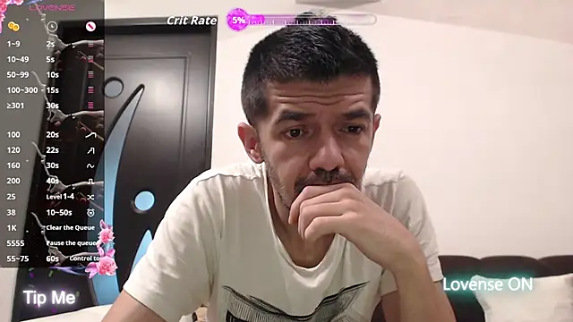 Snapshot of Dale_E chatting on November 24, 6:02 am Dale E online show from November 24, 6:02 am